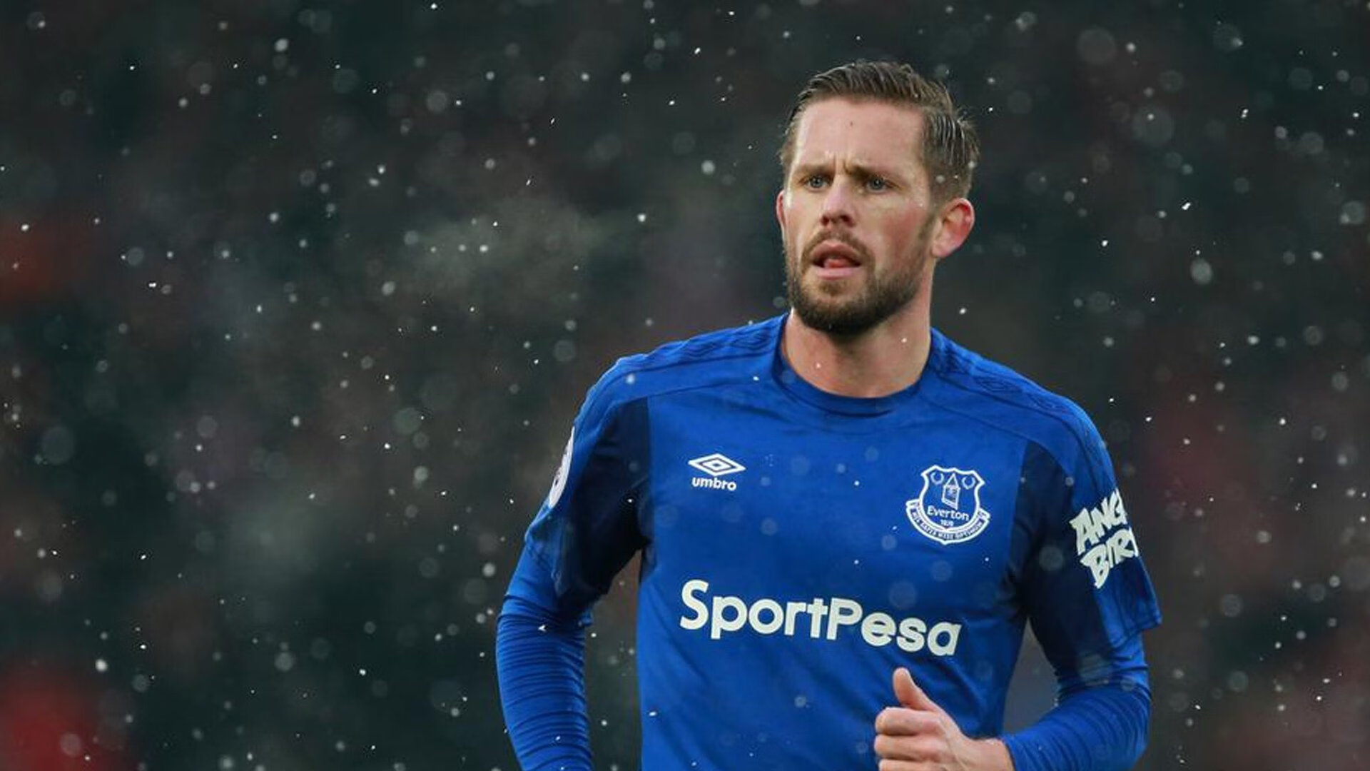 转会市场风云再起，豪门争夺战与新兴势力的崛起